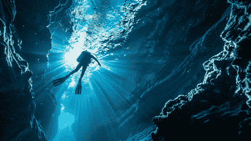 From Surface to Seabed: Mastering the Art of Extreme Diving